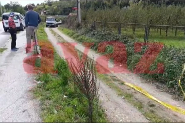 PRVI SNIMCI SA MESTA STRAVIČNE NESREĆE: Vozilo sa pet putnika sletelo u reku, samo jedan preživeo, meštani u šoku (VIDEO)