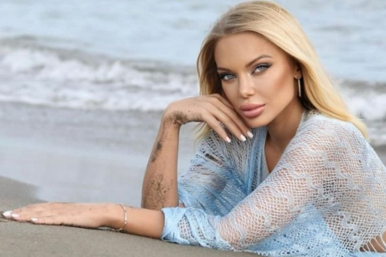 Atraktivna plavuša optužila fudbalera Milana za napastvovanje