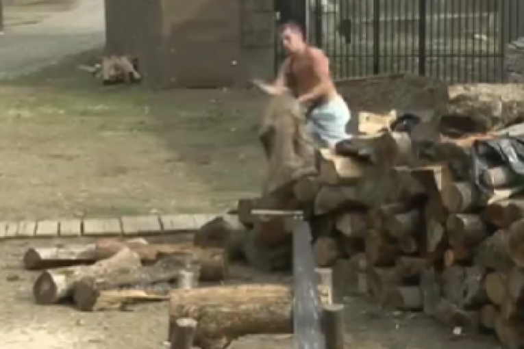 Boža Džons Farma 8 