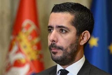 IZNEO JASAN STAV: Oglasio se bivši ministar Tomislav Momirović prvi put posle godinu dana!