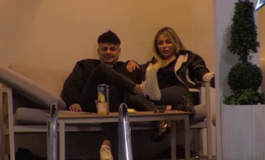 "CELA PORODICA ĆUTI - SESTRA JE GORA OD SOFIJE!" Tetovka raskrinkana, OVO je radila SA FUDBALSKIM TIMOM U HOTELU?!