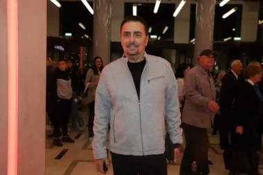 KEBA UVEREN DA BI BRILJIRAO U "ZVEZDAMA GRANDA": Nikad spremniji na ulogu žirija - MOGU DA DAM VIŠE NEGO MNOGI!