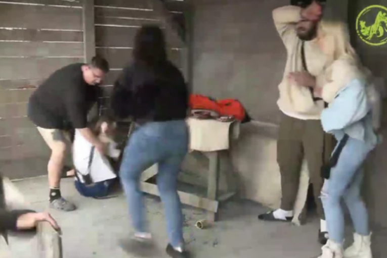 Aleksandri Stanišić pozlilo na Farmi 8