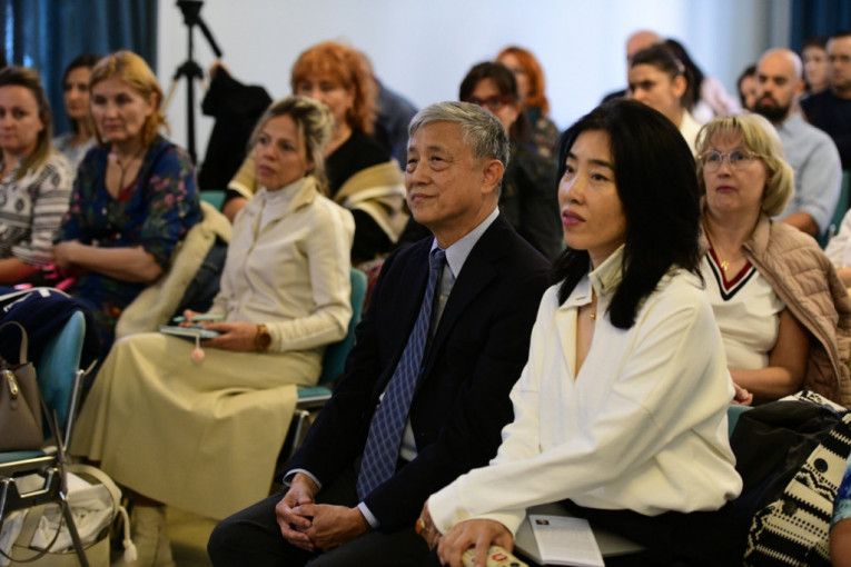 Uvaženi predavači iz inostranstva