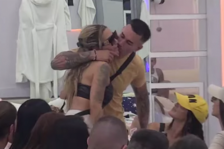 Aneli Ahmić i Mateja Matijević