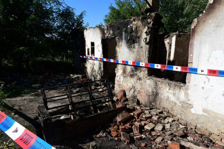 Porodična kuća u kanjiži u kojoj su pronađena ugljenisana tela