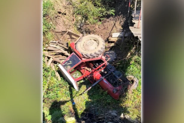 MUŠKARAC PREMINUO U TEŠKOJ NESREĆI! Prevrnuo se traktor kojim je upravljao i pao preko njega - NIJE MU BILO SPASA!