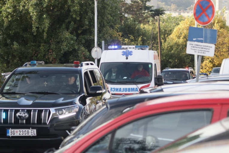 Pratnja Koste Kecmanović - velike mere bezbednosti