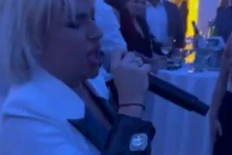 Jovana Jeremić uzela bakšiš od 1.000 evra na svadbi