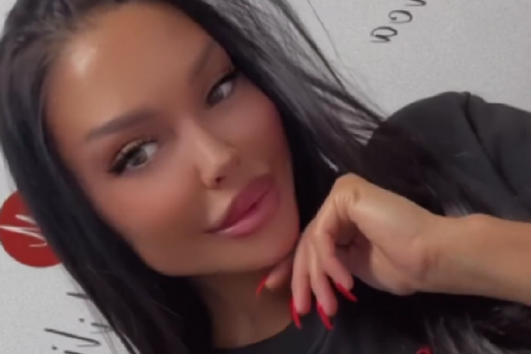 Maja Marinković kod plastičnog hirurga