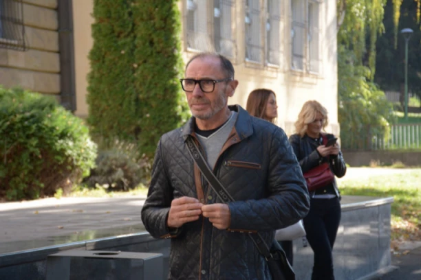 "POSLEDICE SVI TRPIMO, NE VIDIMO OLAKŠANJE" Otac stradale učenice u "Ribnikaru": Siguran sam da je moglo da se spreči