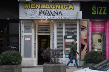VEROVALI ILI NE! Menjačnica "Pirana" koja je upropastila ljude i dalje radi! EVO BAJKOVITOG OBJAŠNJENJA GAZDE!