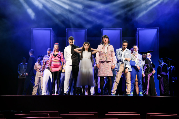 Pogledaj dom svoj, Anđele - Teatar Odeon