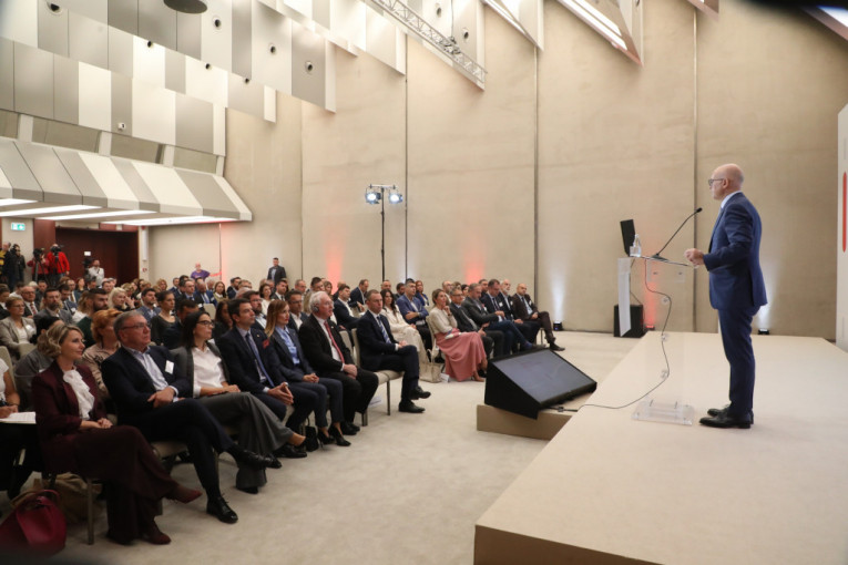 12. godišnjoj konferenciji AmCham-a