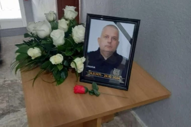 DEČAK (15) IZ BIH NOŽEM UBIO POLICAJCA U STANICI! Godinu dana od stravičnog napada u Bosanskoj Krupi - IZA OZRENA OSTALO DVOJE DECE! (FOTO)