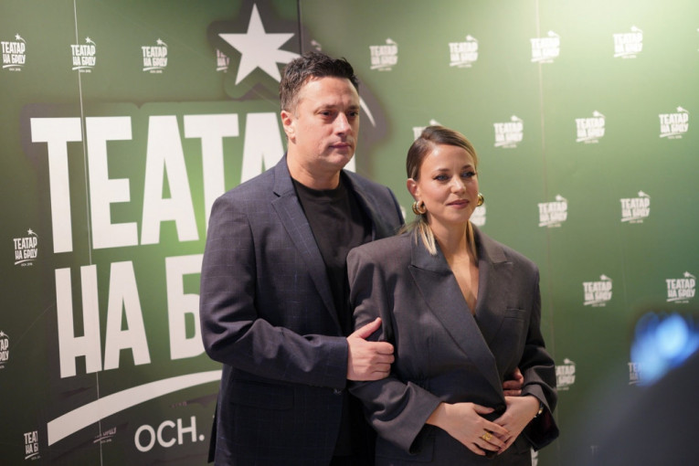 Premijera predstave "Sedam sati sunčeve svetlosti"