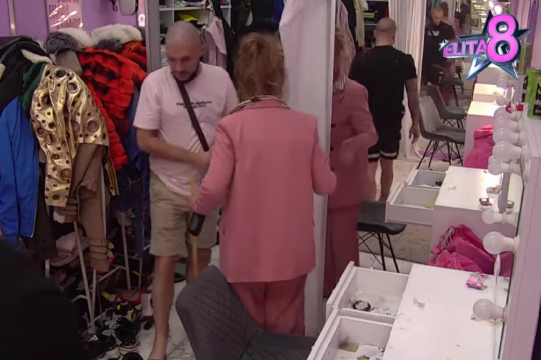 Goca Džehverović sa ukućanima