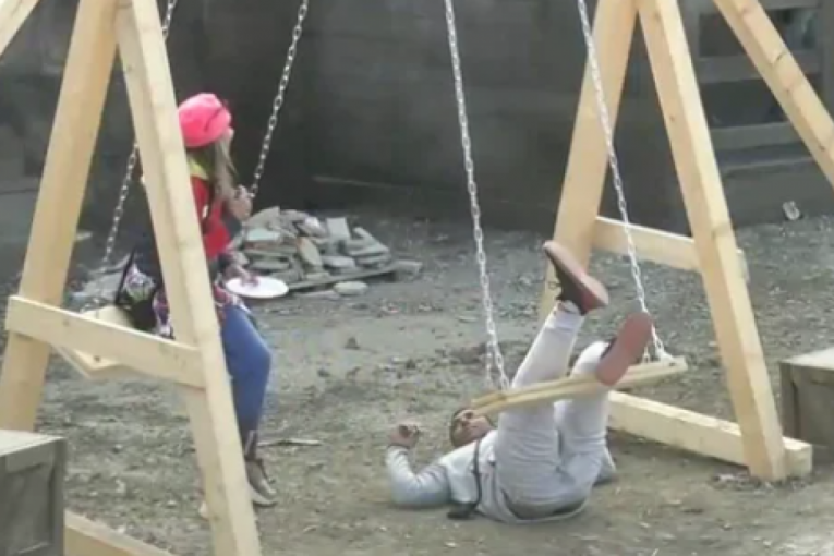 Peca Lazić pao Farma 8