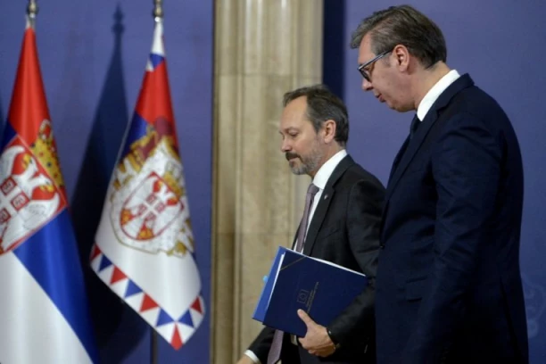 VUČIĆ PRIMA U OPROŠTAJNU POSETU ŽIOFREA! Sastanak sutra u 10 časova!