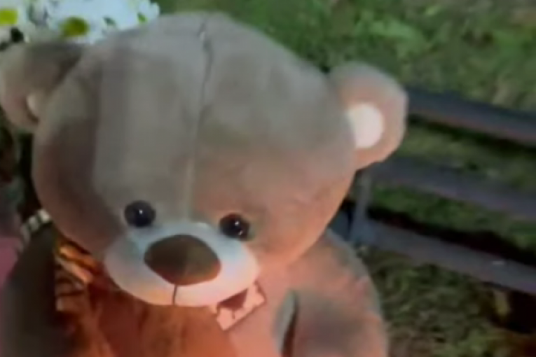 Dara Bubamara posetila mesto tragedije u Novom Sadu