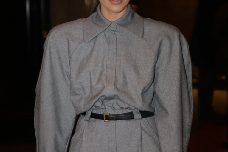 Punoletstvo Janine ćerke