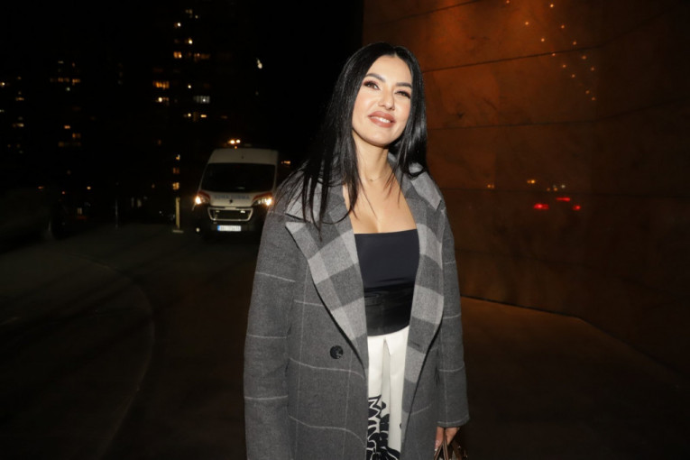 Punoletstvo Janine ćerke