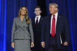MELANIJA PONOSNO OBJAVILA SLIKU SINA SA GLASANJA: Od Barona svi STREPE na fakultetu, evo šta je upisao i kakve povlastice ima