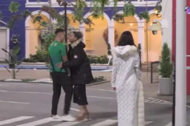 Aneli Ahmić i Mateja Matijević