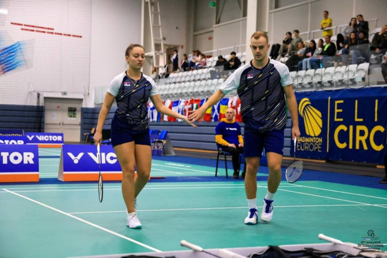 Anđela Vitman i Mihajlo Tomić su osvojili zlato za Srbiju na 49. VICTOR FZ FORZA Hungarian International Championships