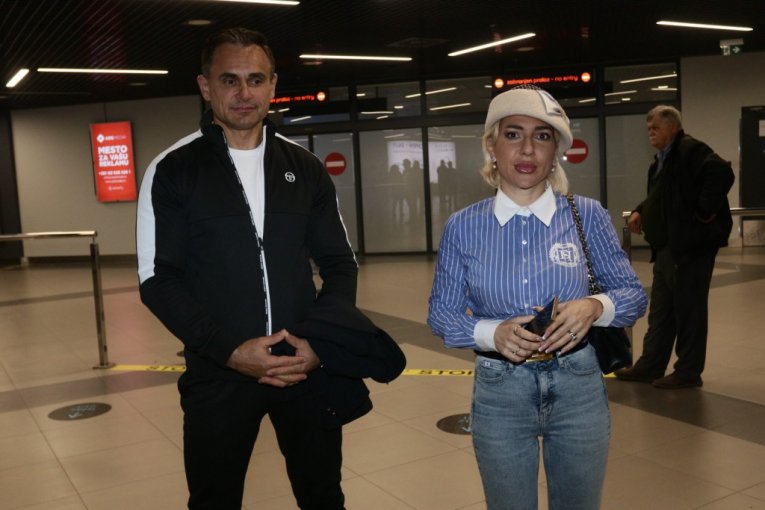Jovana i Dragan se vratili u Srbiju