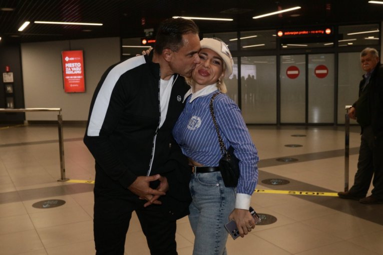 Jovana i Dragan se vratili u Srbiju