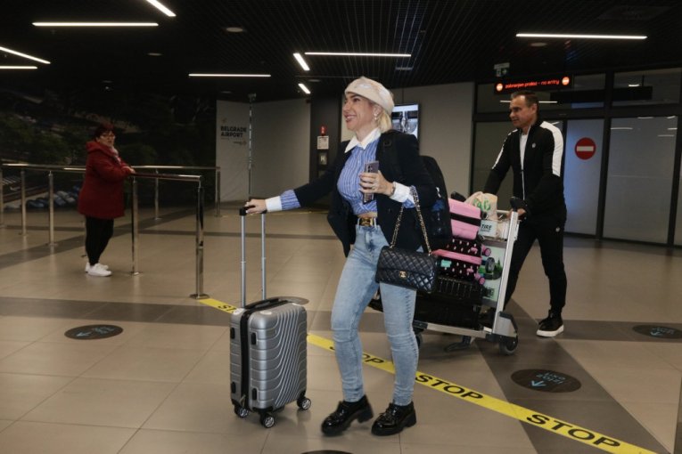 Jovana i Dragan se vratili u Srbiju