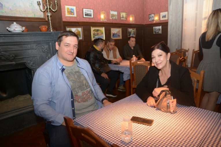 Ekipa serije "Ljubav u tišini"