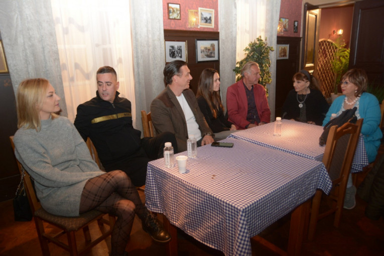 Ekipa serije "Ljubav u tišini"