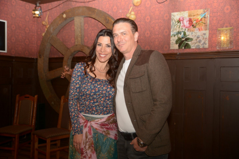 Ekipa serije "Ljubav u tišini"