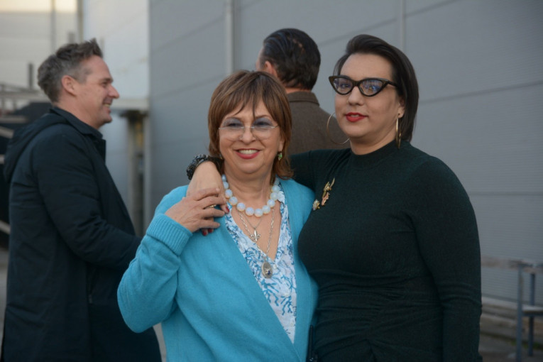 Ekipa serije "Ljubav u tišini"