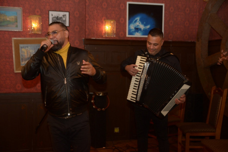 Ekipa serije "Ljubav u tišini"