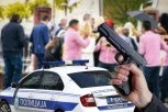 PUCNJAVA NA SVADBI U BEOGRADU! Komšije začule hice, pa pozvale policiju: Uhapšen mladić, kod njega pronađena DVA PIŠTOLJA!