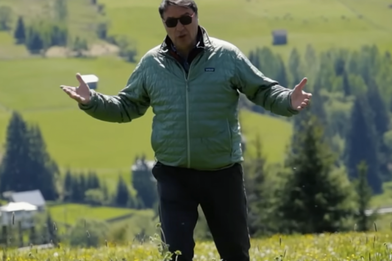 Jovan Memedović Sasvim prirodno