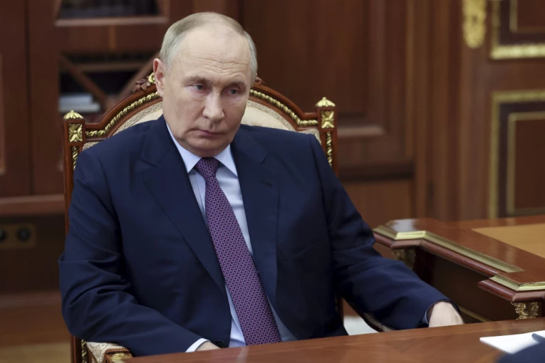 PUTINOVE "VELMOŽE" PLANIRAJU VELIKU PODELU U RUSIJI, KAKVU NI SSSR NE PAMTI: Ministar energetike i zet predsednika Rusije predložio genijalan plan!