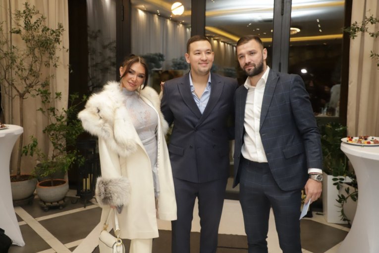 Jovana, Uroš i Miloš Živković