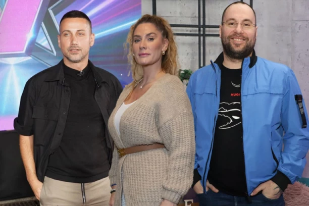 ĐEDOVIĆ UNEO ŠOK-INFORMACIJU O ANI I ZVEZDANU: Kačavenda nije mogla da veruje šta se dešava! (GALERIJA)