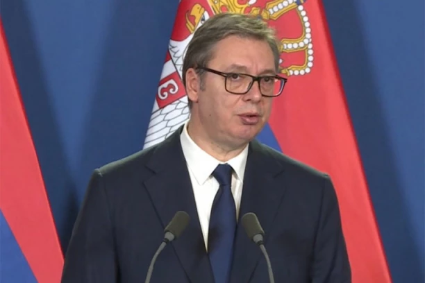Predsednik Vučić razobličio LAŽNA ISTRAŽIVANJA OPOZICIJE: Kada sam bio mlad, bio je film s Demi Mur, imao sam 50% ŠANSI KOD NJE
