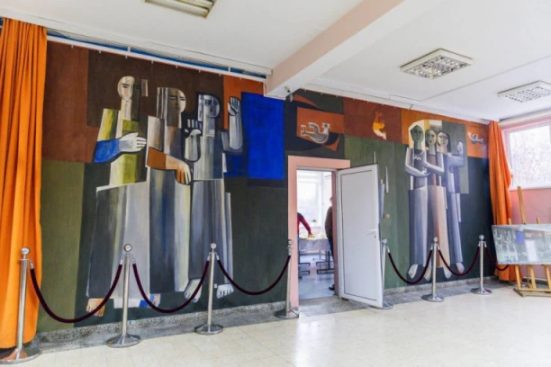 Fondacija Za srpski narod i državu donirala sredstva za restauraciju zidne slike "Molitva za mir" Osnovnoj školi "Knez Lazar" u Velikim Kupcima