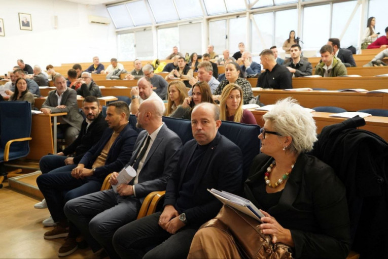 Stalna konferencija gradova i opština (SКGO), u saradnji sa Ministarstvom sporta i Sportskim savezom Srbije organizovala je u Novom Sadu četvrti ovogodišnji regionalni sastanak Mreže za sport, sa fokusom na Strategiji razvoja sporta u Republici Srbiji za period 2025 – 2035