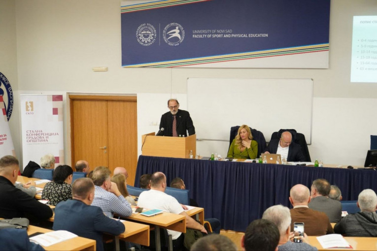 Stalna konferencija gradova i opština (SКGO), u saradnji sa Ministarstvom sporta i Sportskim savezom Srbije organizovala je u Novom Sadu četvrti ovogodišnji regionalni sastanak Mreže za sport, sa fokusom na Strategiji razvoja sporta u Republici Srbiji za period 2025 – 2035