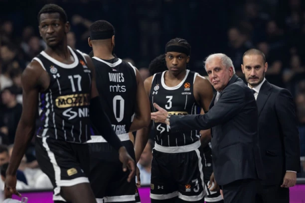 PARTIZAN NEMILOSRDAN: Brutalno kaznio nedogovornog navijača!