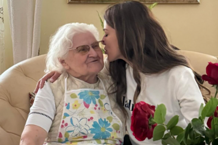 Sandra Mitrović objavila slike sa Milkom Mitrović