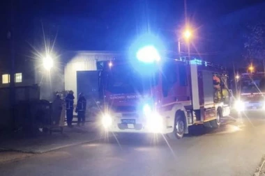 POŽAR NA ALTINI! Gori magacin! (FOTO)