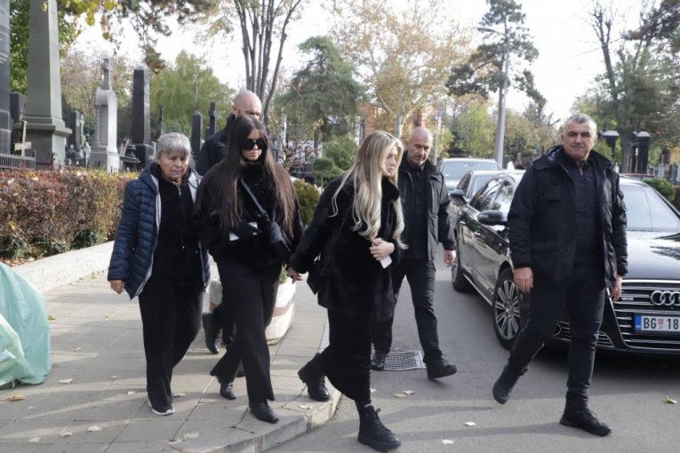 Sahrana majke Željka Mitrovića